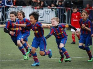 久保建英はハーフなの 父親や母親はどんな人